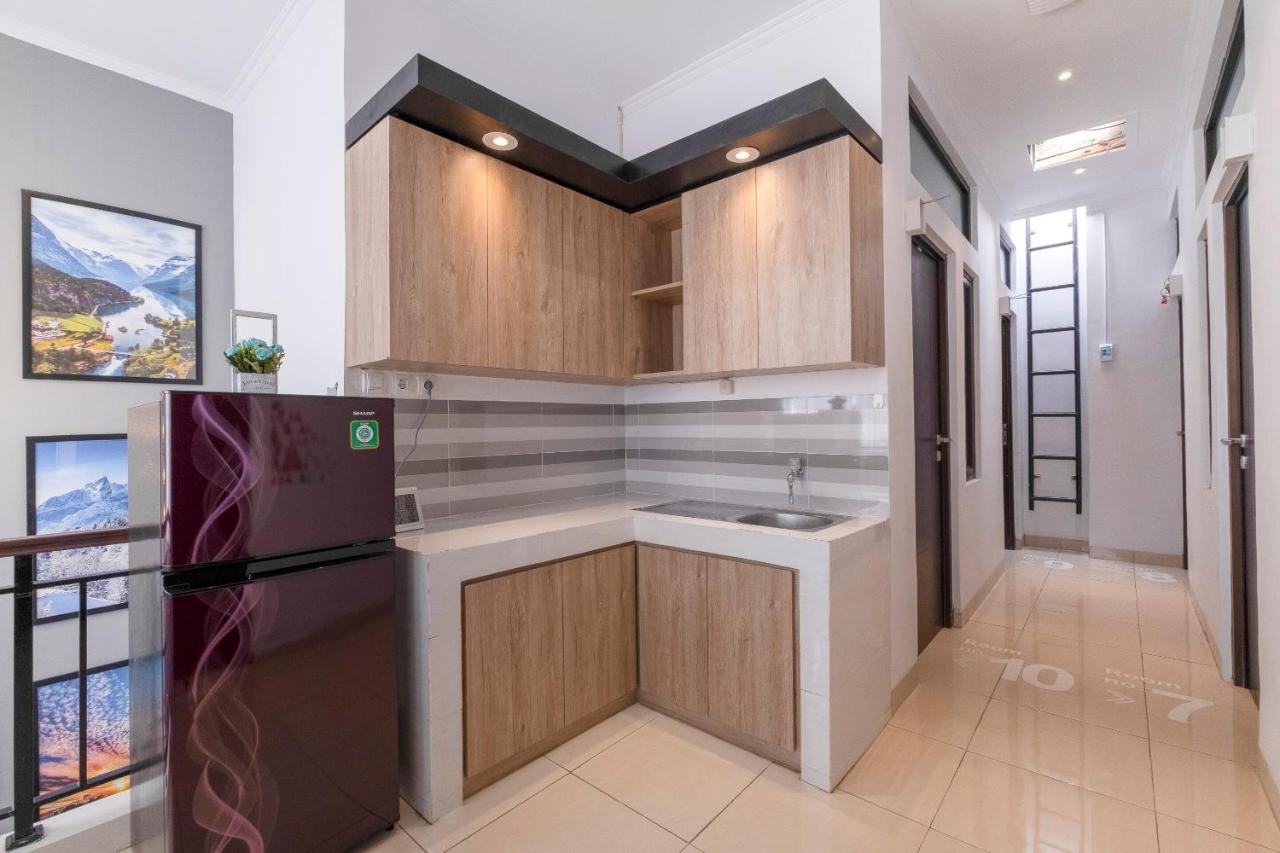 Oyo Life 3246 Walnut Inn G-10 Telukjambe Bagian luar foto